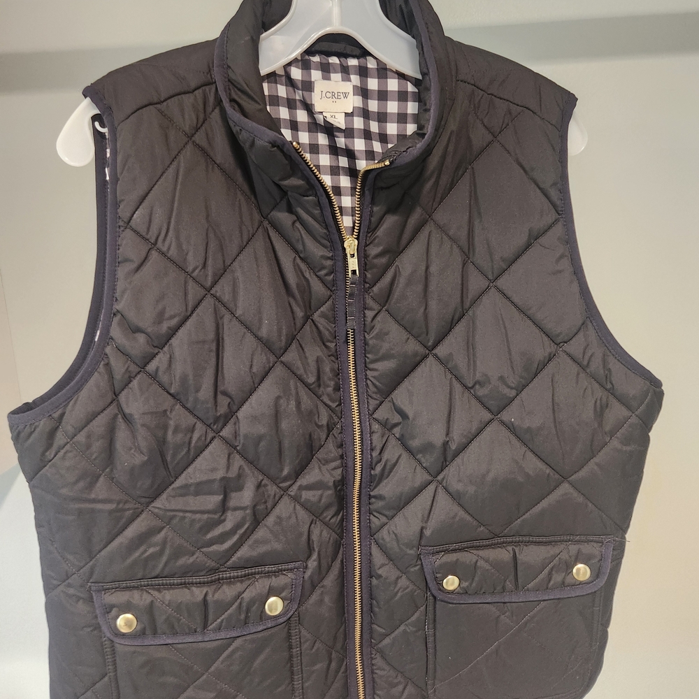 J.Crew Quilted Puffer Vest in Black